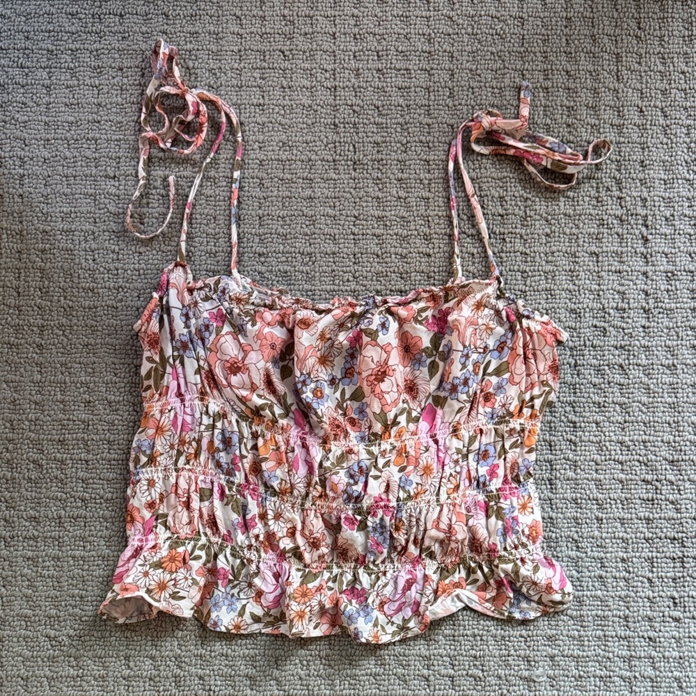 Lily star tie cami top